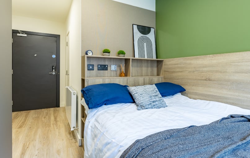 Classic En Suite, Ardee Point, Newmarket, Near University, Dublin - Image 1